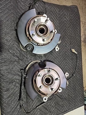 2015-2023 Challenger Charger Scat Pack Hellcat OEM Pair Rear Spindles Hubs 