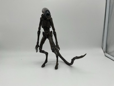 NECA Aliens 3 Dog Alien Brown Gebraucht Action Figur 7''