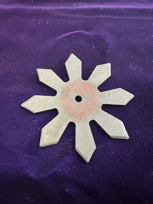 Grandmaster Alan Lee 80’s Chinese Ninja Throwing Star 4” Vintage Metal pendant
