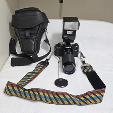 Minolta X-700 35mm SLR Film Camera Kalimar 80–200mm Lens Bundle