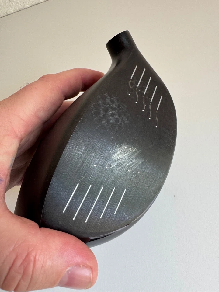 Nike Vapor Fly PRO BLACK  Driver  8.5-12.5 Degree LTD Edition Rare Oven Tour Dot - Image 4 of 4