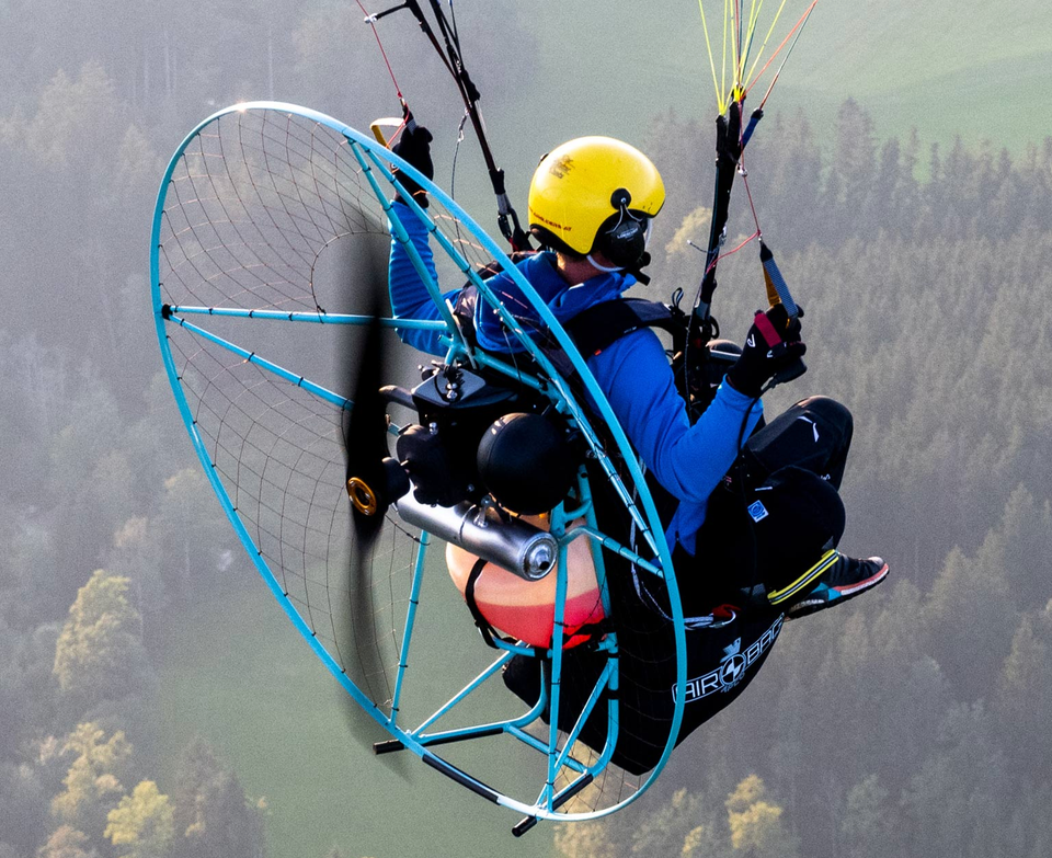 Miniplane Rigid 150 ABM Paramotor, featuring the reliable Top 80 with ...