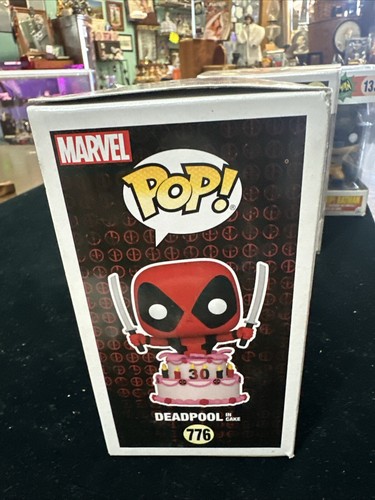 Funko Pop Marvel Deadpool 30 Aniversario Deadpool en Pastel de Cumpleaños Figura #776 - Imagen 9 de 17