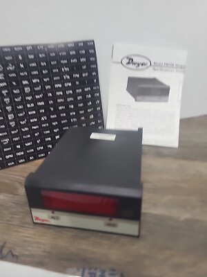NEW Dwyer PM706 DIGITAL TEMPERATURE PANEL METER -148 to 1999°F PM-706