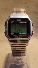 A Very Nice Vintage 1998 Timex Digital Indiglo Mens Watch Date code F9
