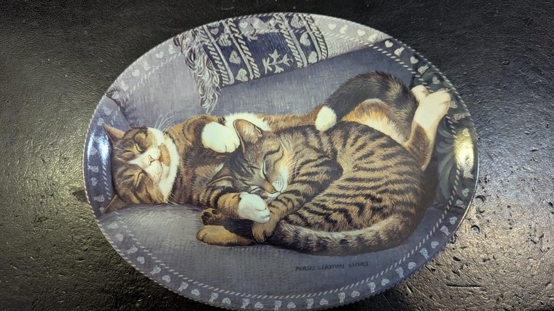 Sweet Slumber by Persis Weirs First Issue Kitty Comforts Bradford Exchange 2002