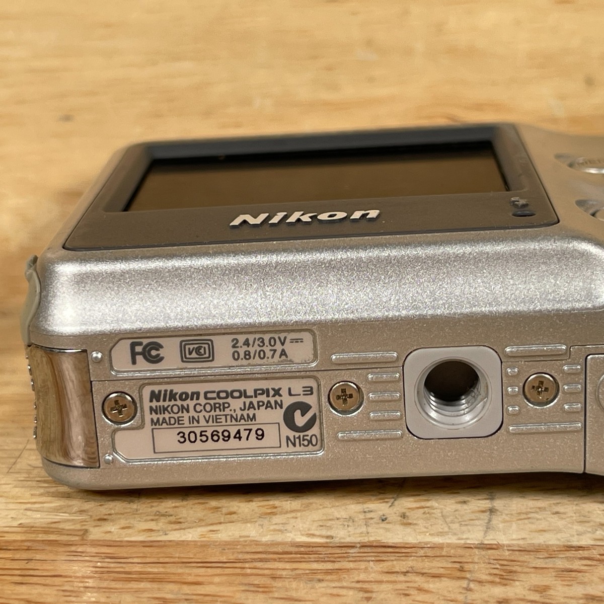 Nikon COOLPIX L3 コンパクトデジタルカメラ Nikon Coolpix L3 Digital Camera Silver 5.1 MP 2