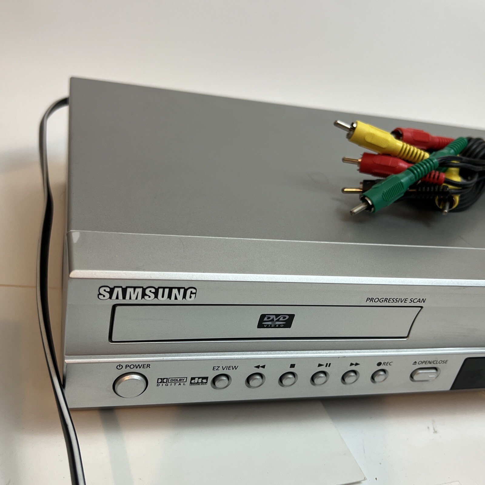 Samsung DVD VCR Combo Player VHS Video Cassette Recorder DVD V4600