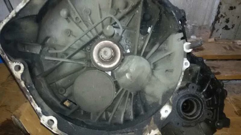 4DFF gearbox for OPEL PONTIAC TRANS SPORT 2.3 1992 605886 - Image 2 of 3