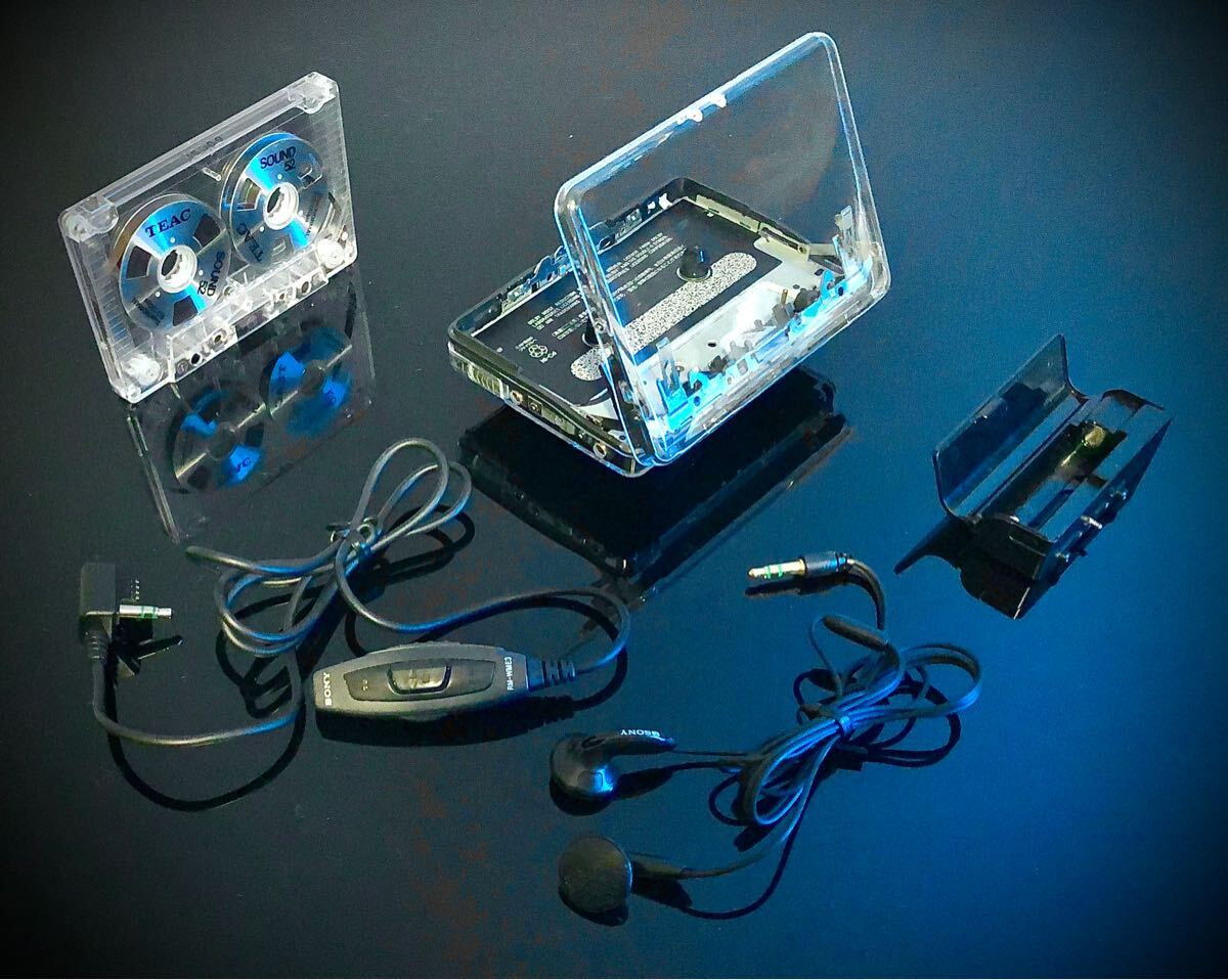 SONY WM-EX677 Cassette Walkman transparent cover Tested
