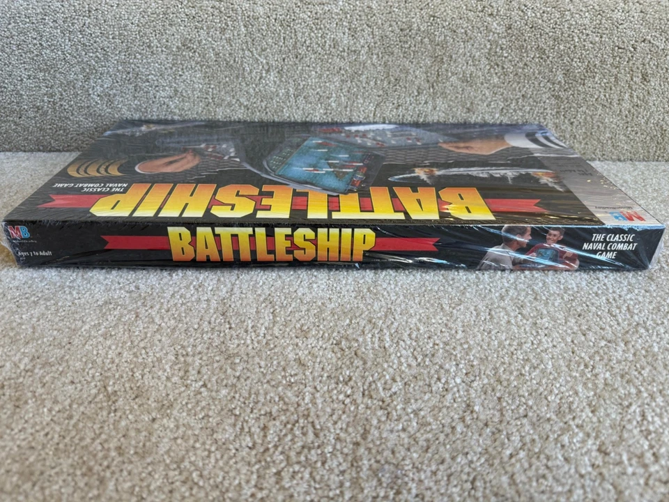 NEW, FACTORY SEALED VINTAGE 1996 BATTLESHIP COMBAT WAR GAME FROM MILTON BRADLEY! - Image 3 of 4