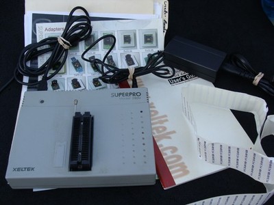 Xeltek Superpro 280U Universal Chip Programmer. Input: 12V. With the User's Guid
