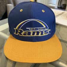 St. Louis Rams Vintage Logo 7 Snapback Hat  In Great Condition . Never worn.