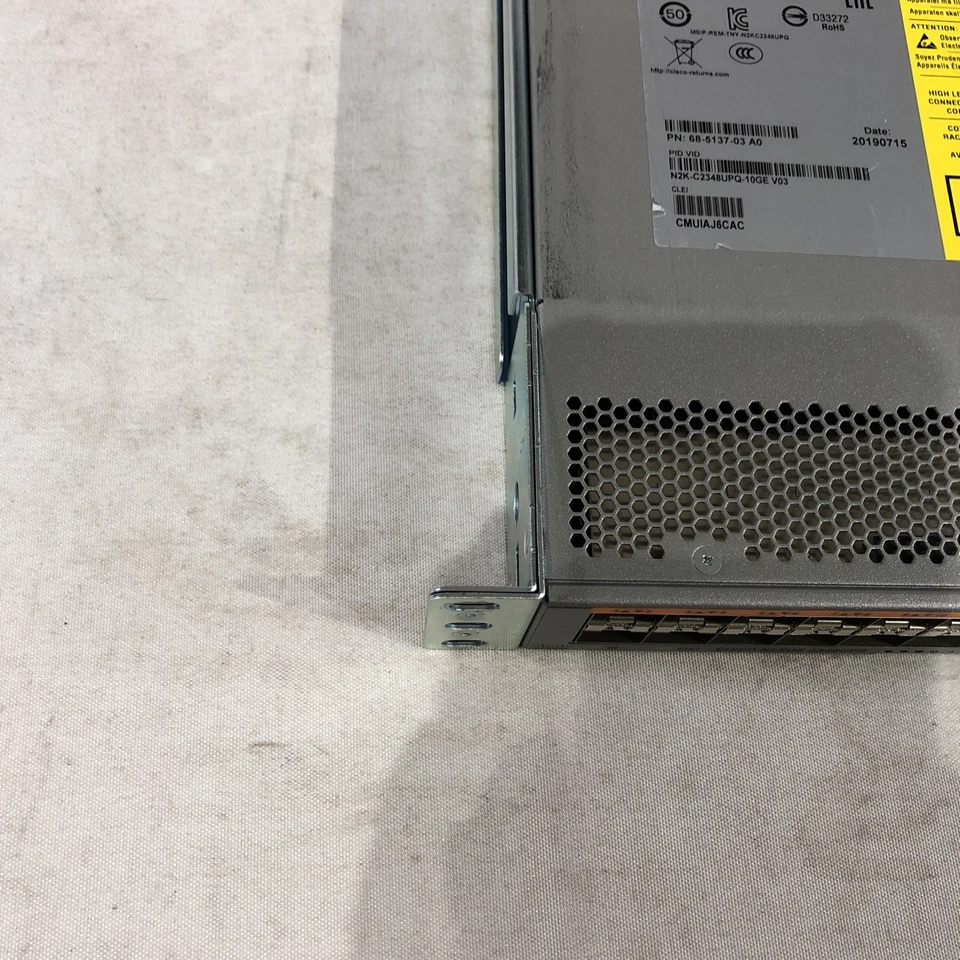 Cisco N2K-C2348UPQ-10GE 48-Port 15GE SFP+ 6x 40G QSFP Fabric Extender w/ Ears - Image 3 of 4