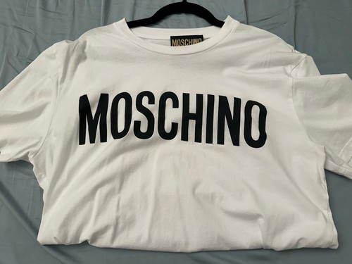 Moschino Men’s White T Shirt XL Original and Flawless Condition