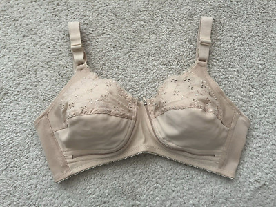 New Vintage Rami Dessous Beige Nursing Bra  Lace 80 C (US 36 B)