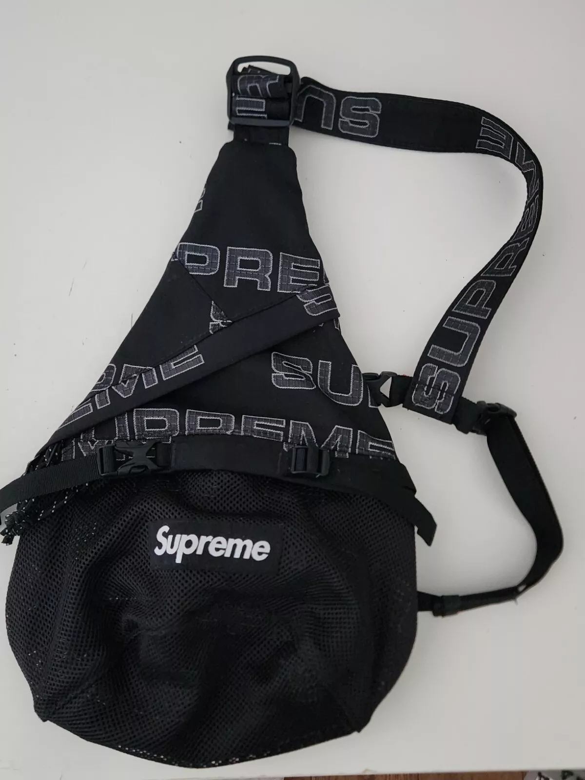 FW21 Supreme Sling Bag Bandoulière Taille Cordura Tissu Nylon Imperméable Noir