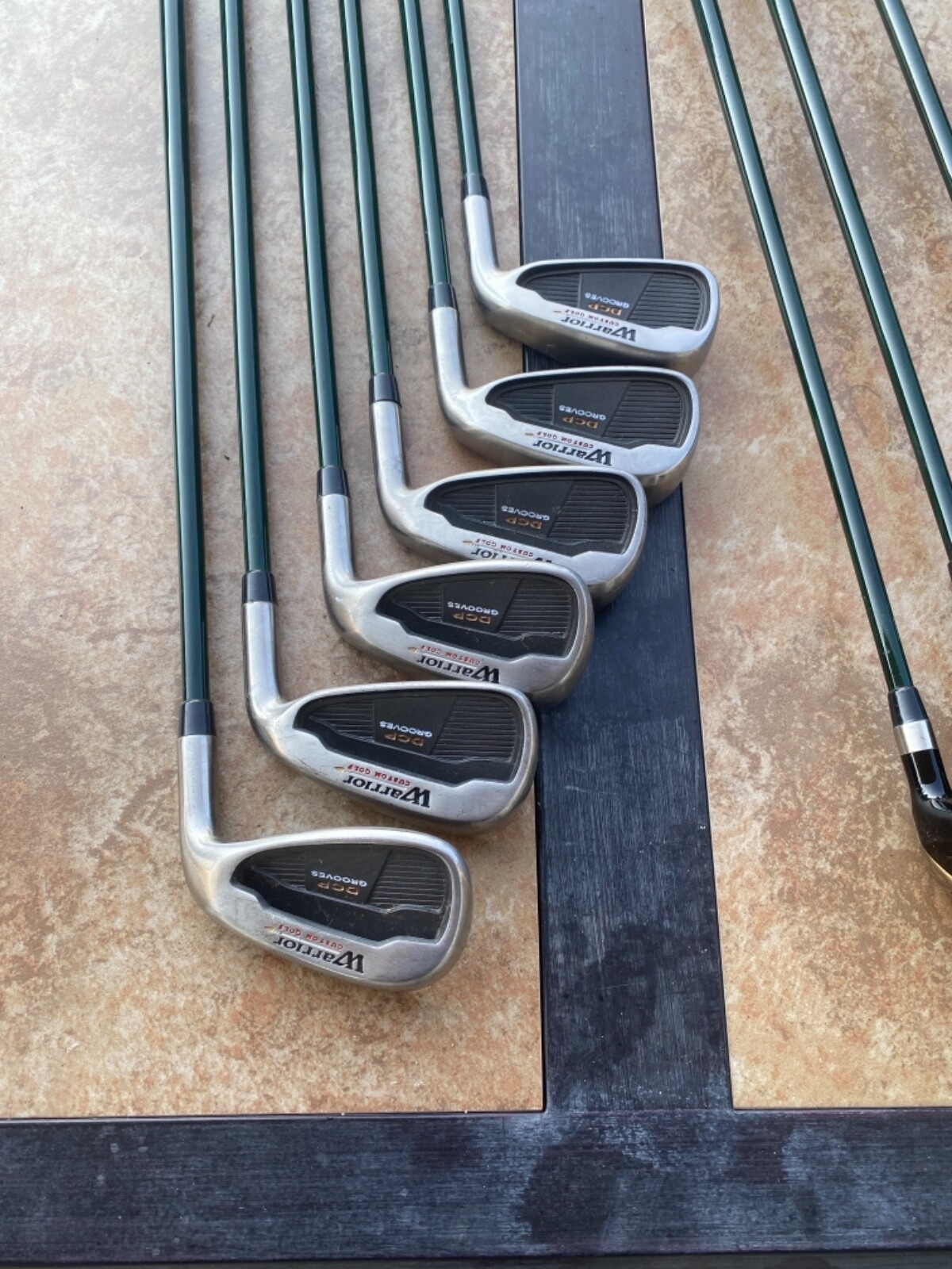 Warrior Custom Golf DCP Grooves Irons / RH /custom fit flex graphite