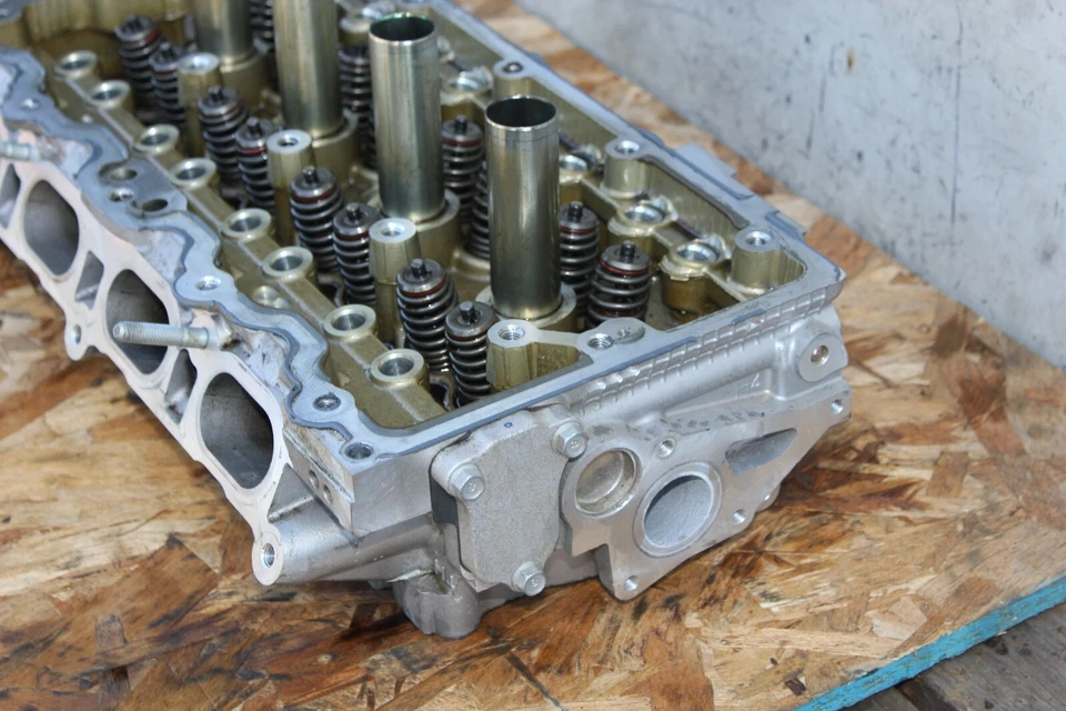 Culata OEM Hyundai Kia Elantra Rondo 2.0 sin árboles de levas (247b) Foto 2 de 4