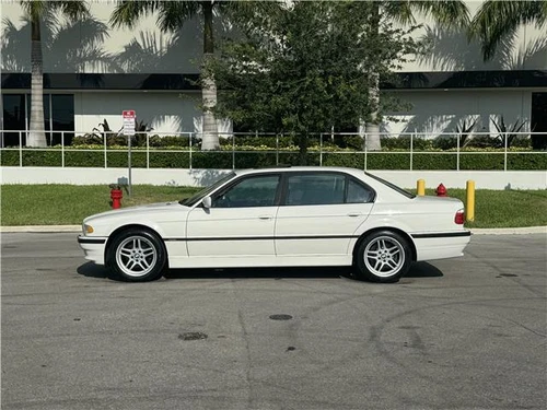 2001 BMW 7-Series 740iL