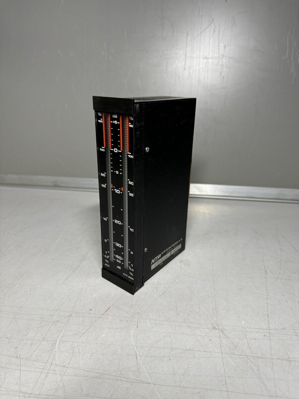 Picture 1 of 5