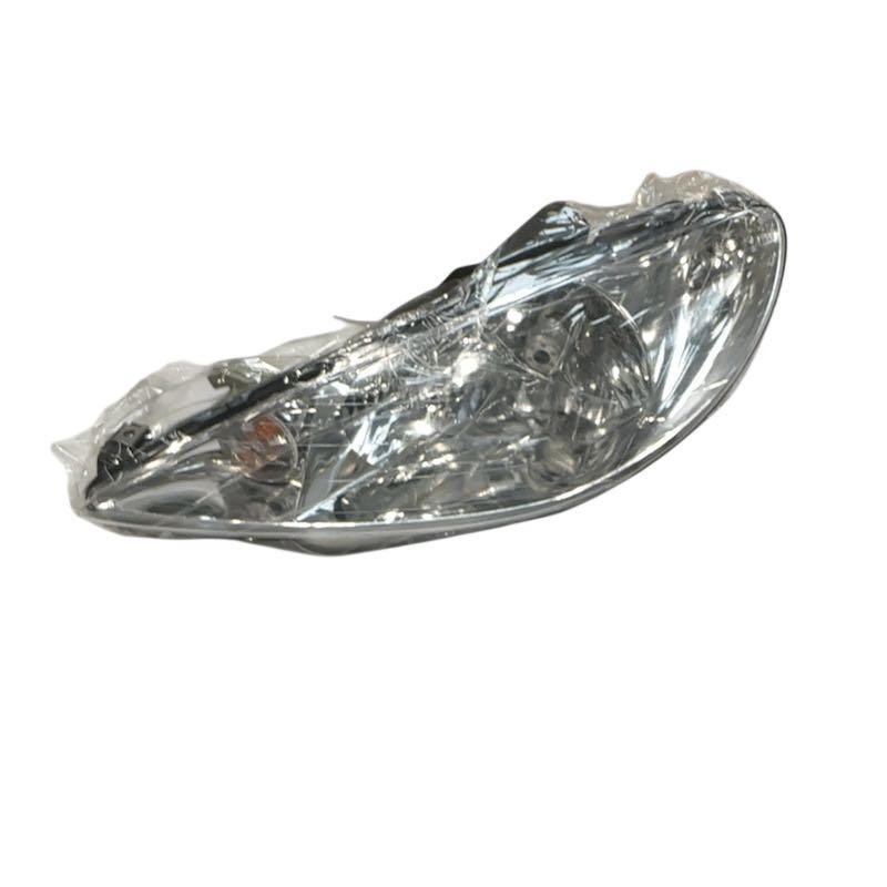 Phare avant gauche Peugeot 206 pour remplacer un optique jauni ou cassé