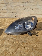 Vauxhall Zafira B PASSENGER SIDE HEADLIGHT BLACK INSERT HALOGEN 2009-2014