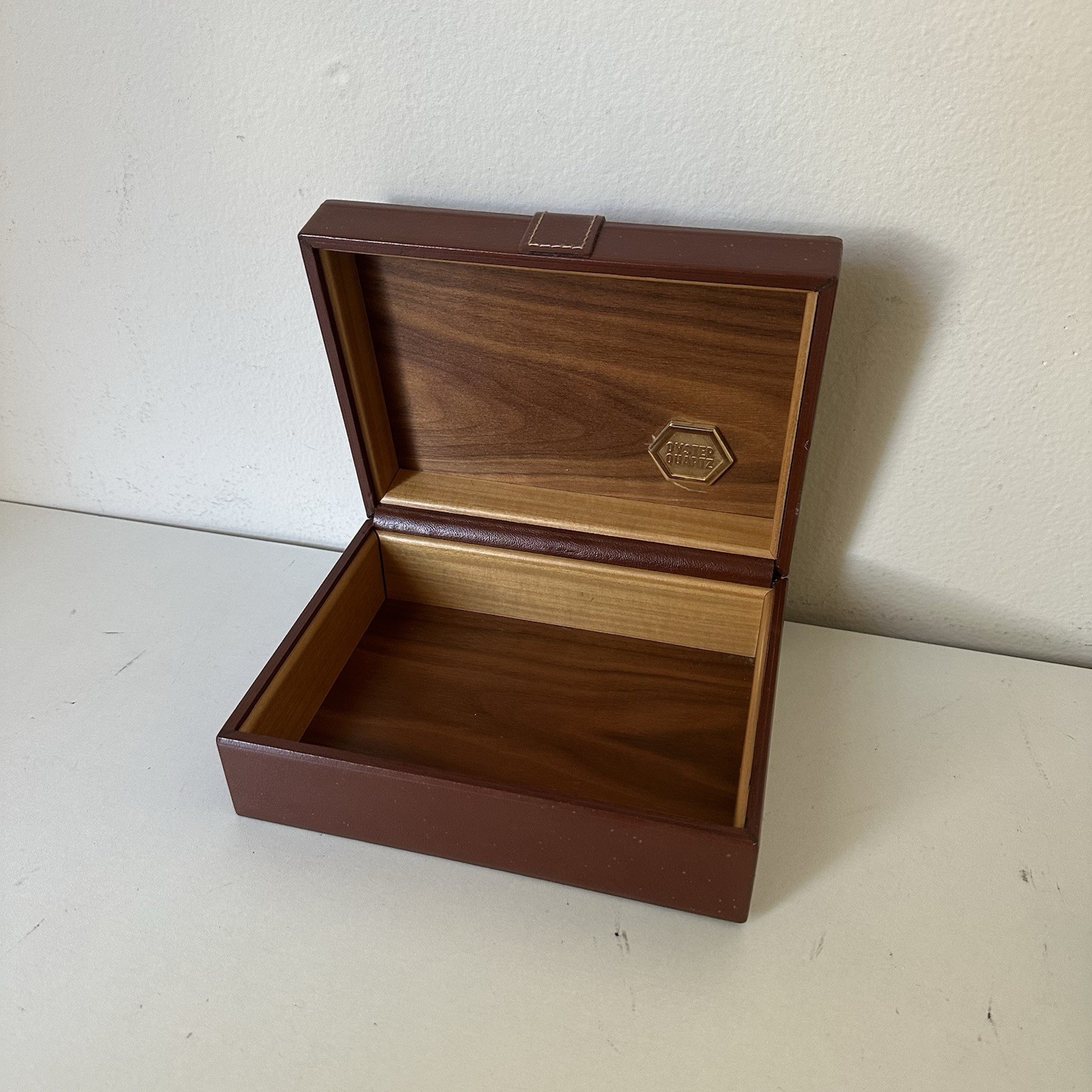 Picture 1 of 4
