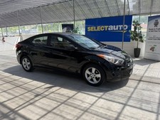 2011 Hyundai Elantra Ltd just 51k miles