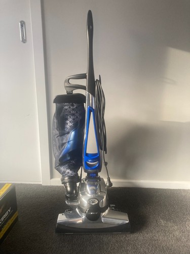 Kirby Avalir 2 Home Cleaning System like new condition with all attachments
