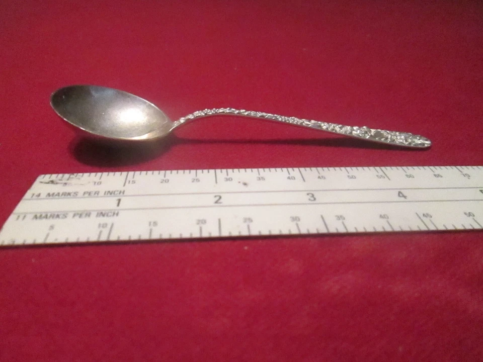 Sterling Silver S. Kirk Son Repousse Bullion or Soup Spoon With "P" Monogram - Image 2 of 4