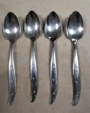 Superior Stainless USA 4 Grapefruit Spoons Starburst Atomic INS16 Star Vtg MCM