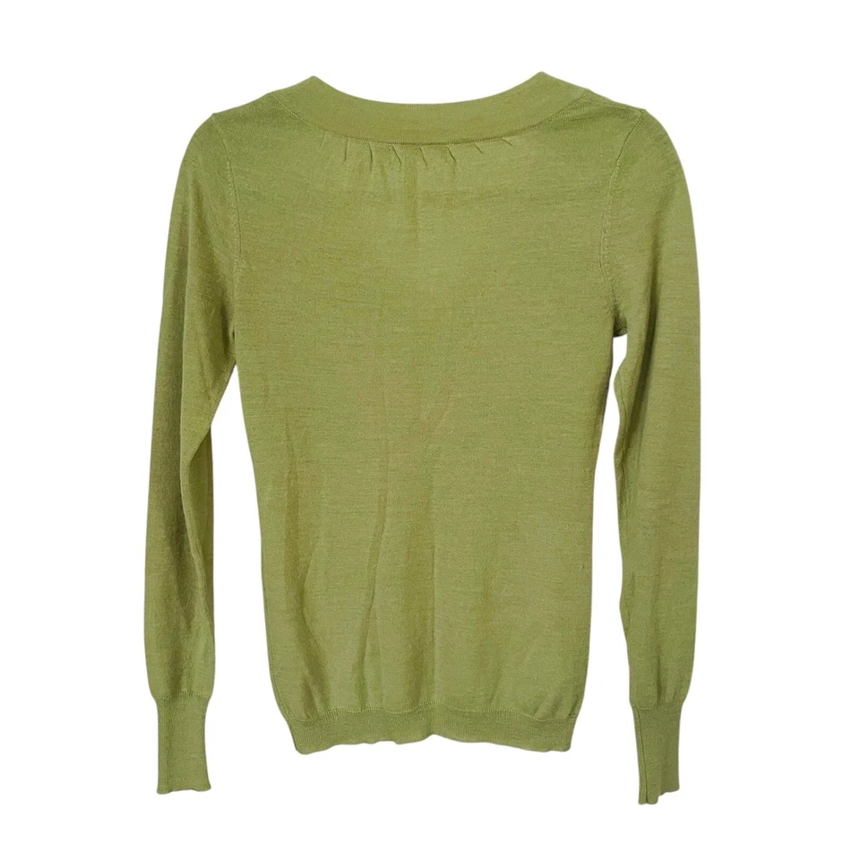 Suéter para mujer The Limited mezcla de lana merino S verde salvia cuello en V ligero Foto 2 de 4