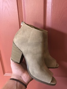 kenneth cole reaction boot