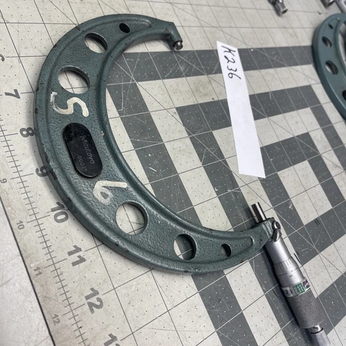 MITUTOYO 5 - 6" Outside Micrometer #103-220A   (k236