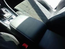 565864207 armlehne SKODA KAROQ NU7 ND7 1.5 TSI mocep1541141