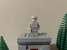 LEGO Star Wars Minifigure Rebel Technician sw0082 6207 Crack On One Side