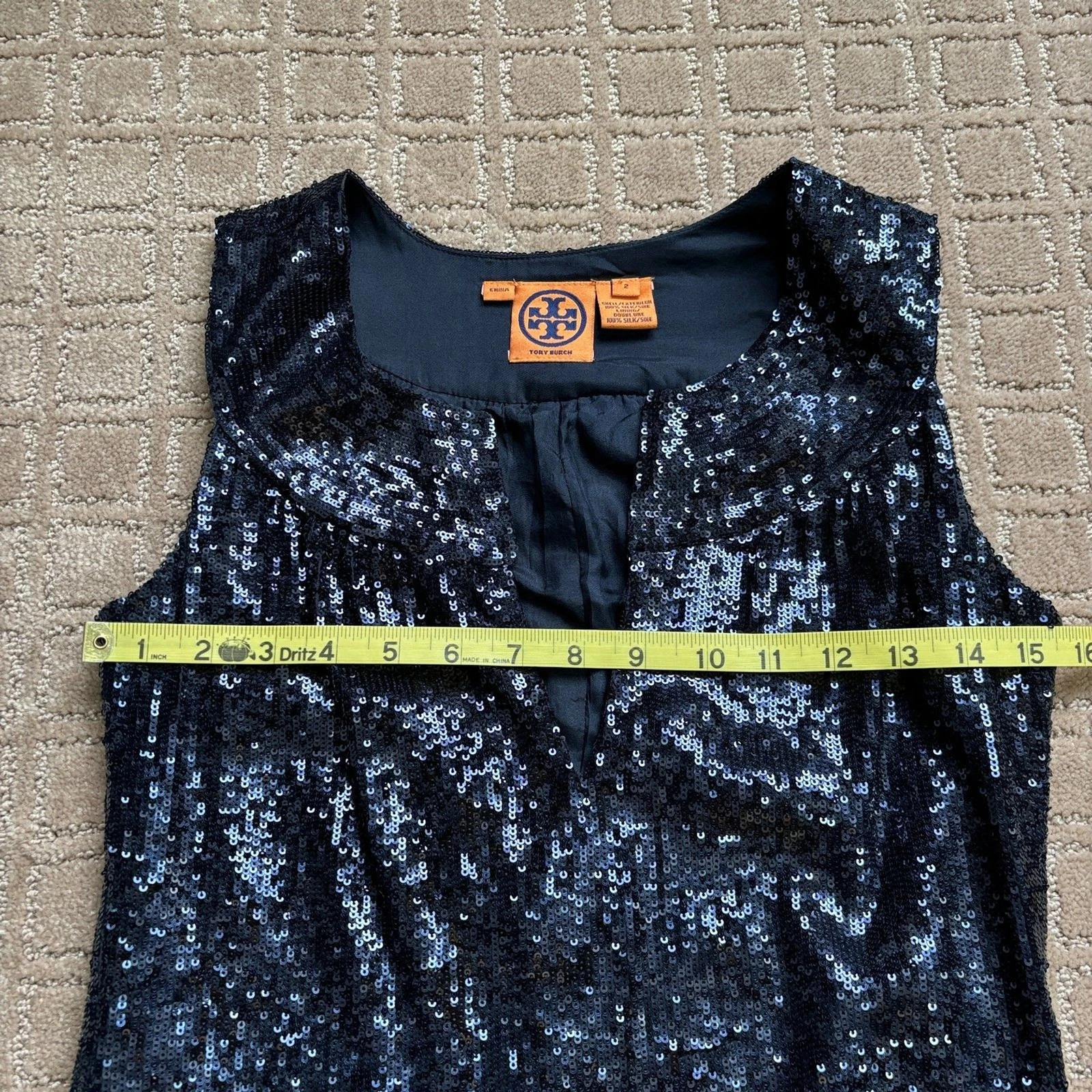 Abito da cocktail Tory Burch paillettes donna 2 maniche metallizzato blu navy seta nuovo di zecca