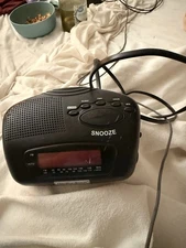 Hamilton Beach Commercial AM/FM Alarm Digital Black Radio Clock. Used Great cond