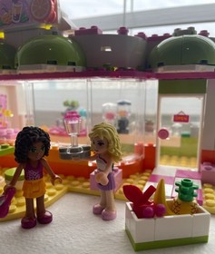 LEGO Friends 41035 Heartlake Cupcake Caf&eacute;