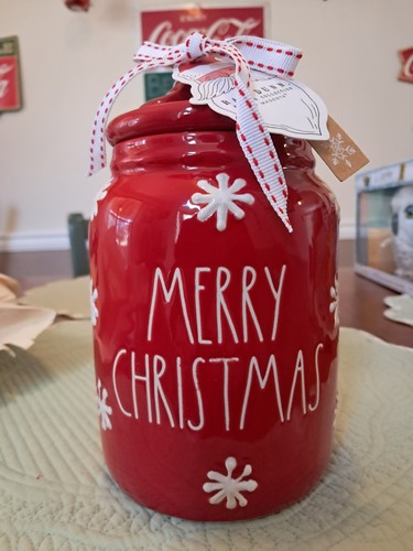 Rae Dunn MERRY CHRISTMAS Red Canister with Snowflakes/NEW 2024 - Picture 1 of 11