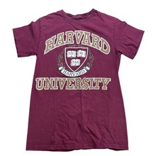 Vintage Harvard University Crimson T-Shirt Small Ivy League Veritas Crest Red