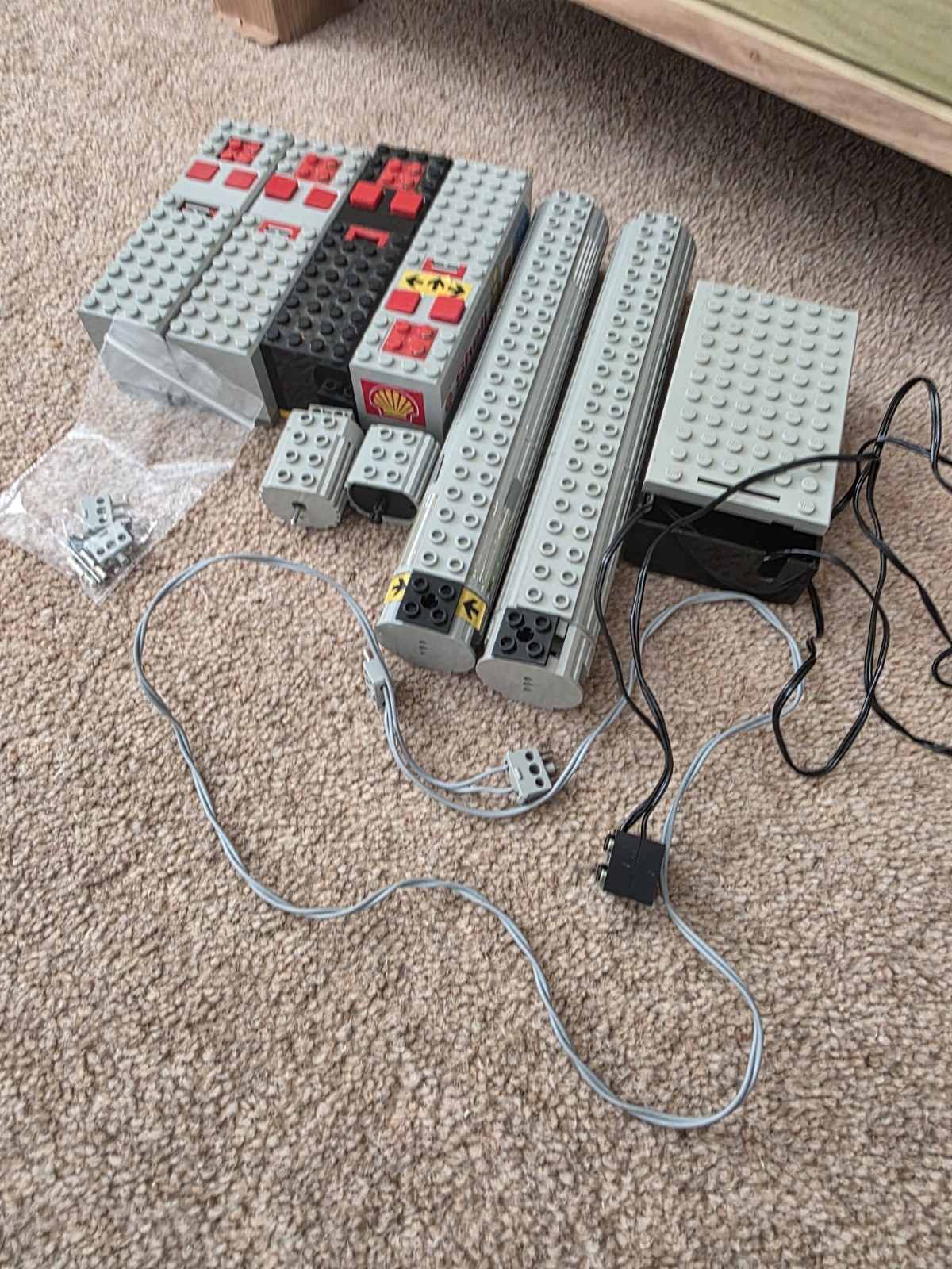 Picture 1 of 1
