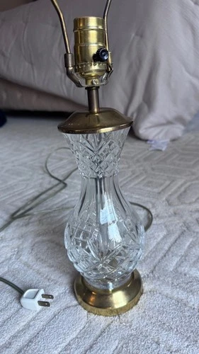 Vintage  Irish Craftsmanship - Tyrone Crystal And Brass Lamp - Pre 2000