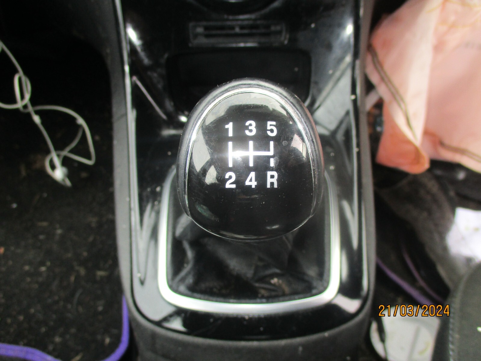 Picture 3 of 5