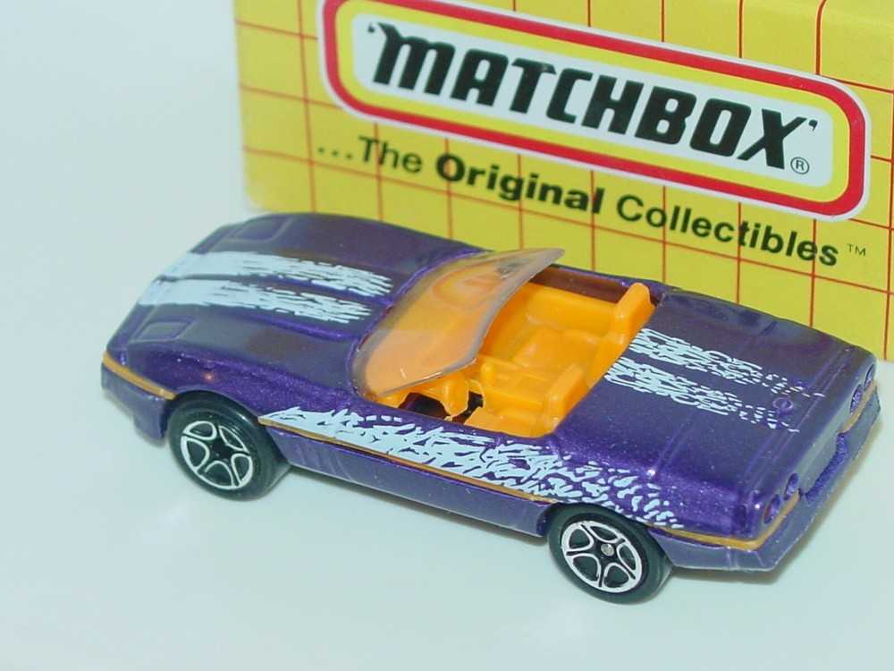 MATCHBOX YELLOW BOX #14 '87 CORVETTE PURPLE
