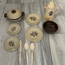 Vintage Pfaltzgraff VILLAGE Plastic Child's Dishes Coffee Pot Cookware Plates