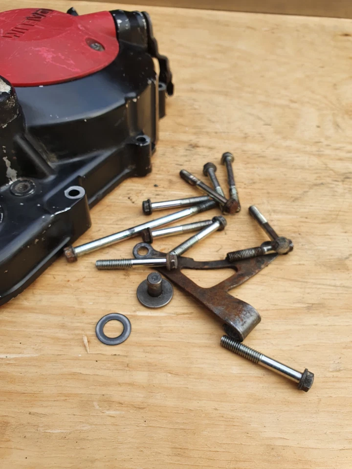 ♻️ Daelim VJF 125 Roadsport 2013 - 2018 Genuine Engine CLUTCH COVER ♻️ — 第 2/4 张图片