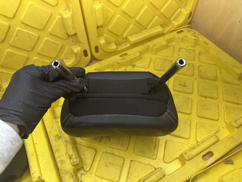 Front LH & RH Headrest Black Leather Set Of 2 Fits 2013 - 2018 NISSAN ALTIMA - Picture 5 of 7