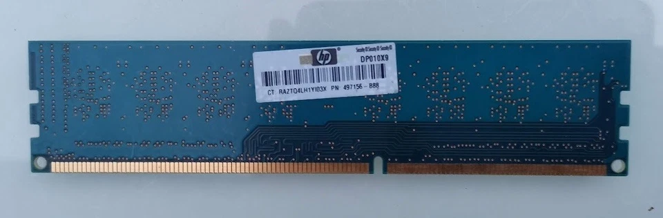 Hynix HMT112U6BFR8C-G7 1GB DDR3 PC3-8500U 1066MHz DIMM 240-pin Memory - Image 2 of 2